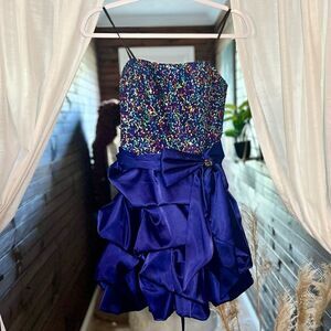 Violet prom dress.  Brand: narianna.  Size: small.